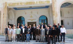 Vali Abdullah Küçük Hz. Üzeyir Peygamber külliyesini ziyaret etti