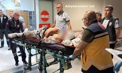 Adıyaman'da motosiklet, elektrik direğine çarptı: 2 yaralı