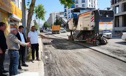 Adıyaman'da asfalt mesaisi sürüyor: Başkan Tutdere çalışmaları yerinde inceledi