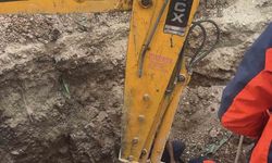 Adıyaman’da Baba ve oğlu göçük altında kaldı: 2 yaralı