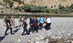 Ailesini Kurtaran Genç Akıntıya Kapılarak Hayatını Kaybetti