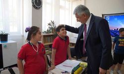 Başkan Hallaç Özel Eğitim Öğrencileriyle Bir Araya Geldi