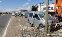 Kilis'te Ters Yönde İlerleyen Araç Kaza Yaptı, 1 Kişi Yaralandı
