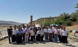 Öğrencilerin Resimleri Cendere Köprüsü'nde Sergilendi