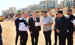 Vali Küçük, İndere'de yapımı süren kütüphane projesini inceledi
