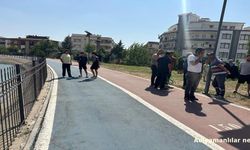 Selfie Çekerken Sulama Kanalına Düştü Vatandaşlar Kurtardı