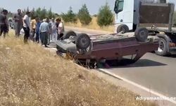 Adıyaman-Kahta Yolunda Otomobil Takla Attı: 2 Yaralı