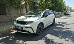 Motosiklet ile otomobil çarpıştı: 1 Yaralı