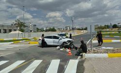Otomobil ile motosiklet çarpıştı: 1 yaralı