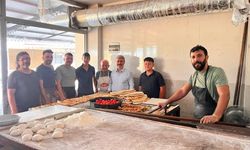 Başkan Reşit Alkan çarşı esnafıyla bir araya geldi