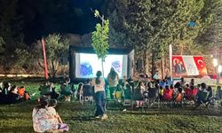 Çocuklar Adıyaman’da Yıldızların Altında Film İzledi