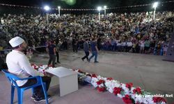 Kâhta’da İlahilere Binlerce Kişi Hep Birlikte Eşlik Etti