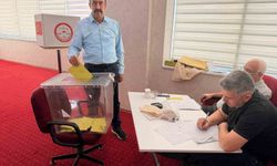 Adıyaman Veteriner Hekimleri Odasında Orhan Öztürk Güven tazeledi