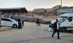 Adıyaman'da otomobil minibüsle çarpıştı: 4 yaralı