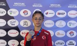 Adıyamanlı milli güreşçi Kübra Selin Turgut Balkan ikincisi oldu