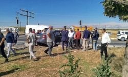 Adıyaman'da iki otomobil çarpıştı: 3 yaralı