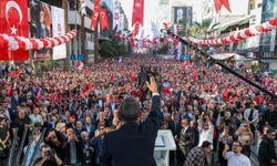 Özgür Özel: 'AK Parti'nin 'ak' dediği ne varsa kara çıkmıştır'