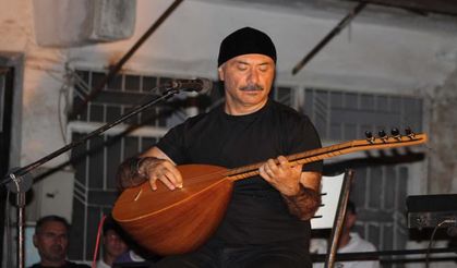 Hozan Beşir, Gerger'de izleyenlere unutulmaz bir gece yaşattı