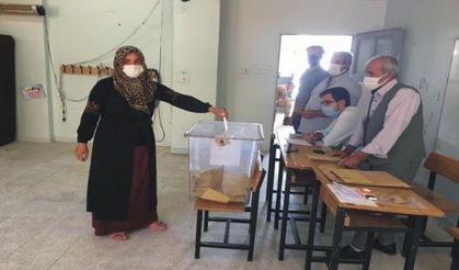 Kahta’da iki köyde muhtarlık seçimi yapıldı