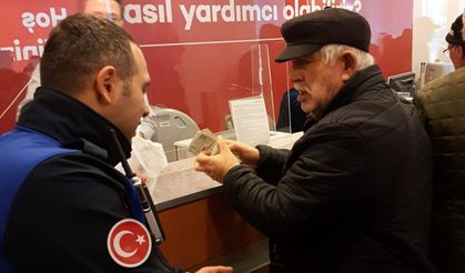 Zabıta sağ olsun... Kaybettiği maaşına bir kaç saatte kavuştu!