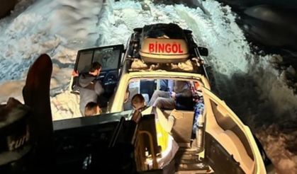 60 yaşındaki hasta, 3 saatlik çalışmayla hastaneye ulaştırıldı