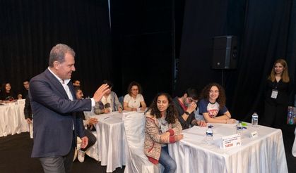 Başkan Seçer, YKS Bilgi Yarışması'na katıldı