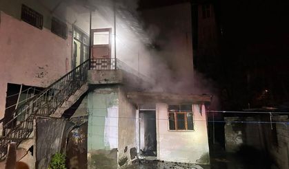 Afşin’de çıkan yangın paniğe neden oldu