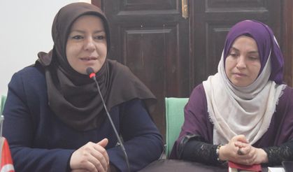 Malatya Kent Konseyi Kadın Meclisi’nde “İstiklal Şairi” için program düzenlendi  - Videolu Haber