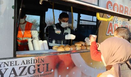 Şanlıurfa'da çorba ikramı başladı  - Videolu Haber