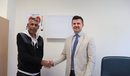 Karnından 5 kiloluk böbrek tümörü çıkarıldı  - Videolu Haber