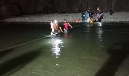 Sincik’te piknikçiler mahsur kaldı: AFAD ekipleri kurtardı