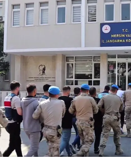 Mersin'de dev uyuşturucu operasyonu... 112 torbacı yakalandı!