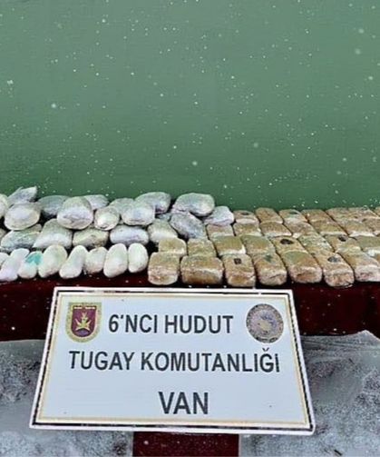 TSK Van hudut hattında 77,8 kilogramlık madde ele geçirdi