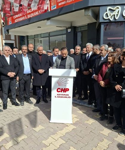 Adıyaman'da CHP'den Basın Açıklaması: İmamoğlu'nun Mektubu Okundu