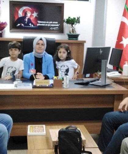 Çelikhanlı Mukaddes Aydın, Manisa Gümrük Müdürlüğü'ne atandı