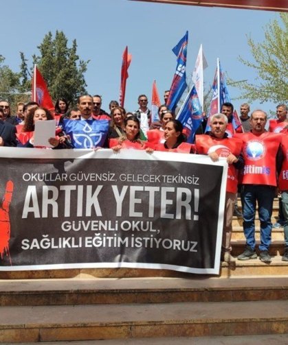 Eğitim-İş Adıyaman Şubesi'nden Siverek'teki saldırıya tepki: 'Okullar güvensiz hale getirildi' - Videolu Haber