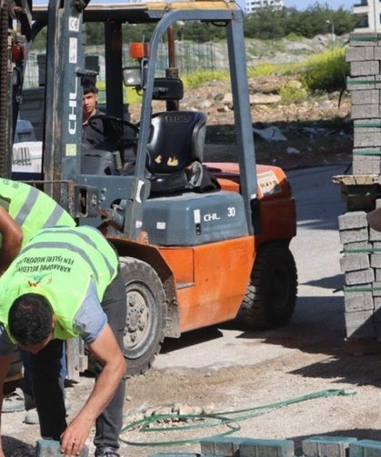 Karaköprü'de yol çalışmaları hız kazandı