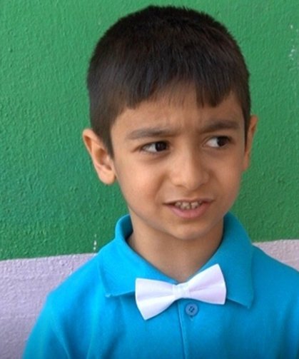 Küçük Eymen İstiklal Marşı’nı Ezbere Okudu