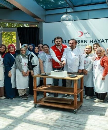 Depremzede Kadınlara Kızılay'dan Mesleki Destek