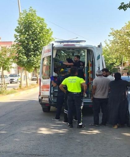 Adıyaman'da Otomobilin Çarptığı 7 Yaşındaki Çocuk Yaralandı