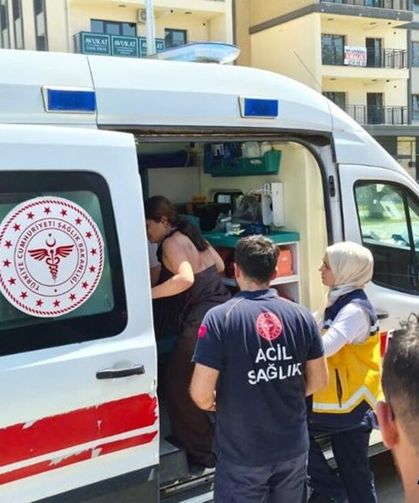 Atatürk Bulvarı'nda Motosiklet Kazası 2 Yaralı