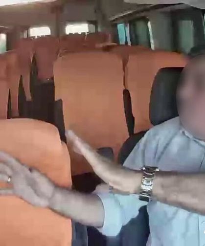 Adıyaman'da Minibüs Sürücüsüne Yol Verme Dayağı Kamerada