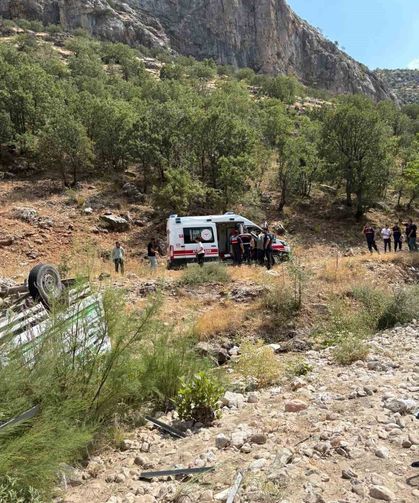 Şehit babası trafik kazasında hayatını kaybetti