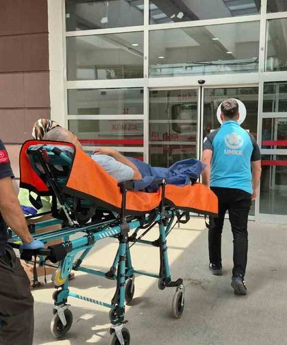 Yol verme meselesi bıçaklı kavgaya dönüştü