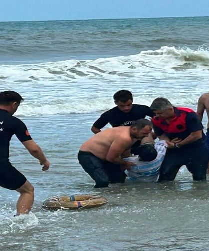 Ordu'da Denize Giren İki Kardeşi İtfaiye Kurtardı