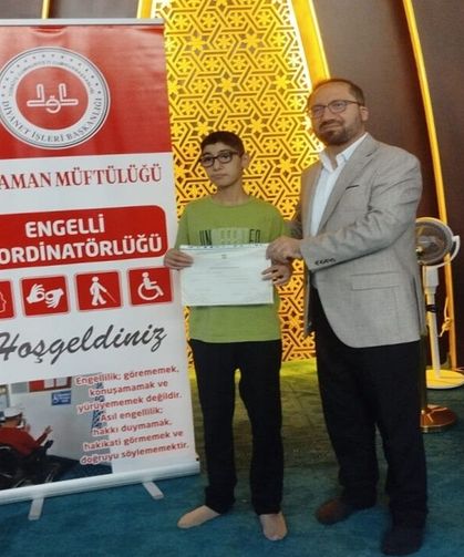 Özel Öğrenciler Kur'an-ı Kerim Öğrenerek Belgelerini Aldı