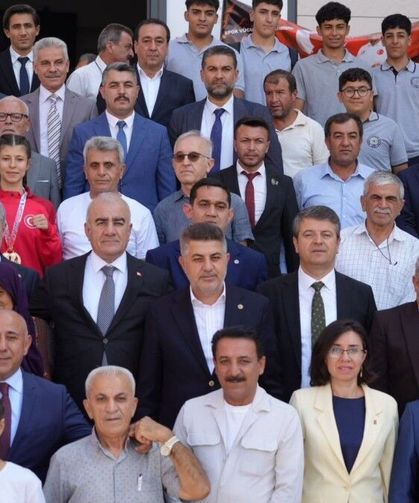 Başkan Tutdere'den eğitim vurgusu: 'İlim ve bilim kutup yıldızıdır'