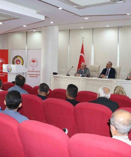 Adıyaman'da nar üretimi ve pazarı masaya yatırıldı