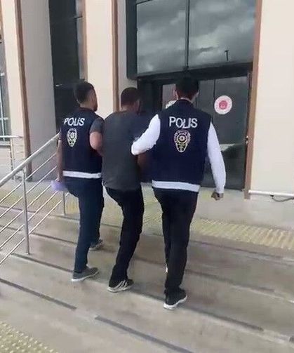 Ağabeyinin kimliğini kullanan firari yakalandı