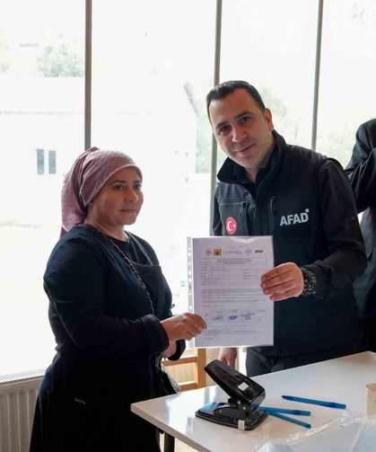 Gölbaşı'nda kalıcı konutlar hak sahiplerine teslim edildi